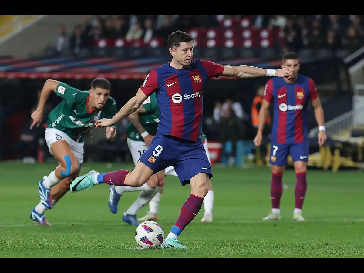 Nhận định Barca vs Deportivo Alaves (22h15 ngày 29/11